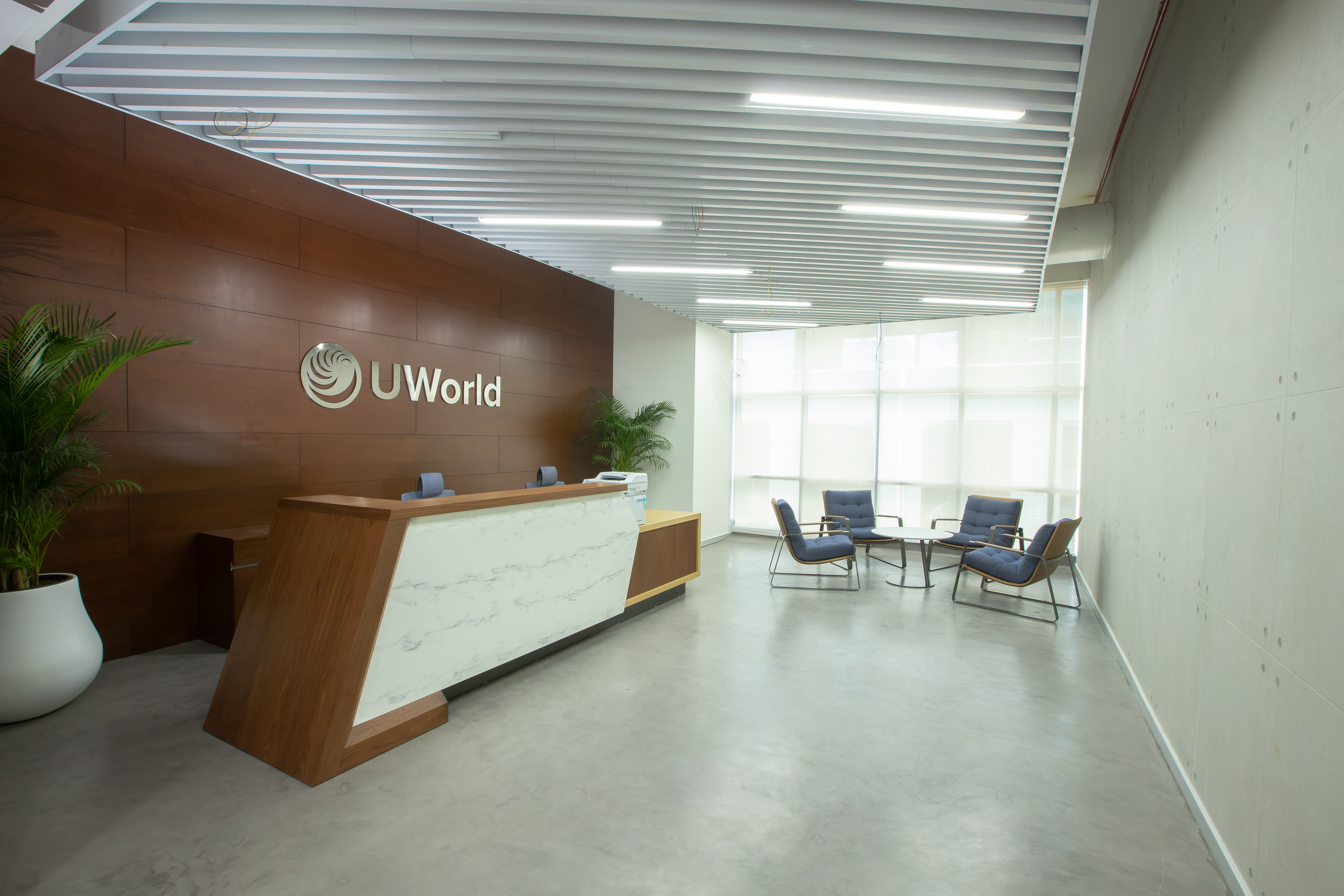 U World workspace project photo